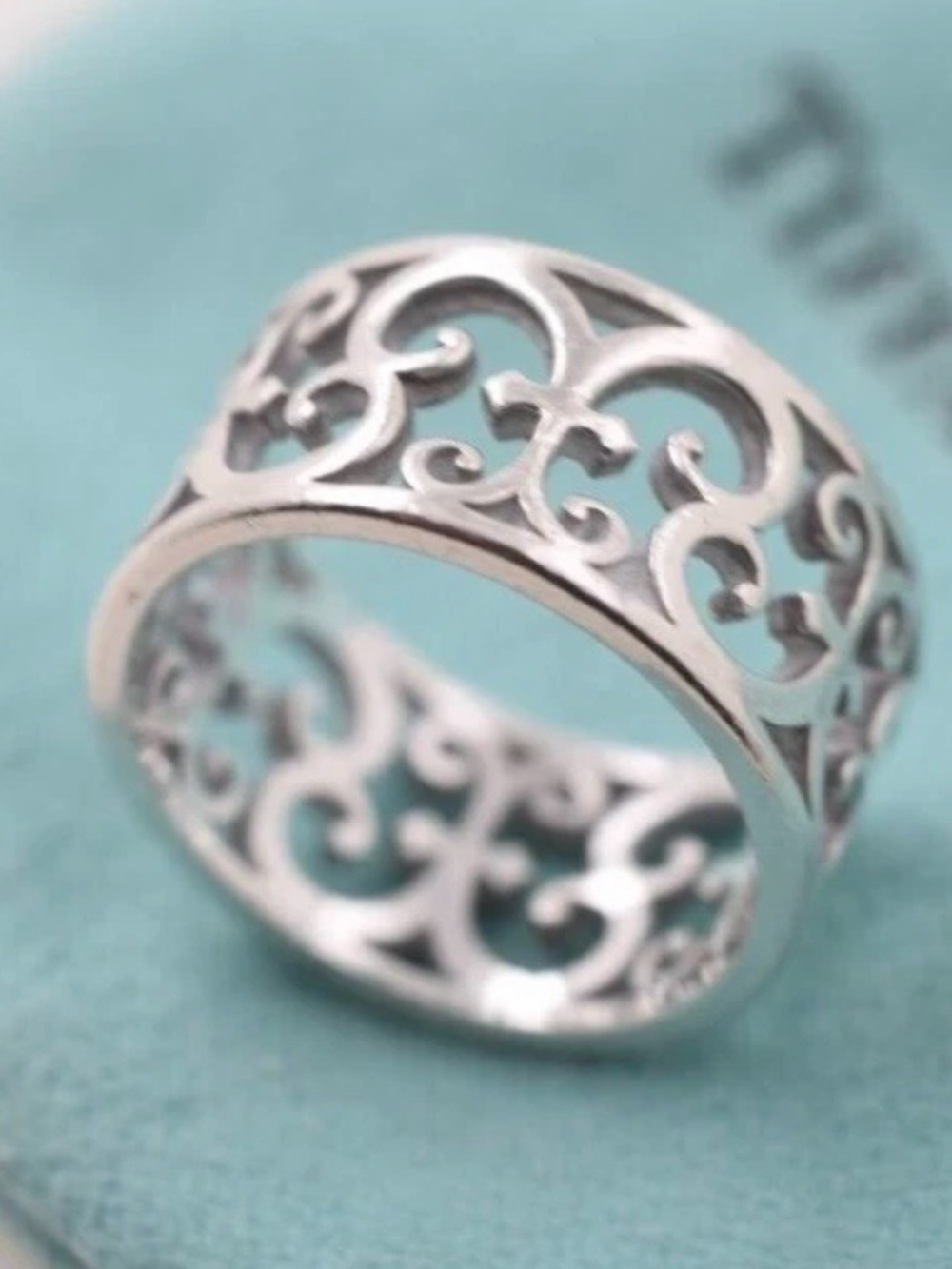 Authenticated Tiffany & Co Enchant Scroll Ring Rare Sterling Silver 925 Sz 6.25 - Picture 4 of 10